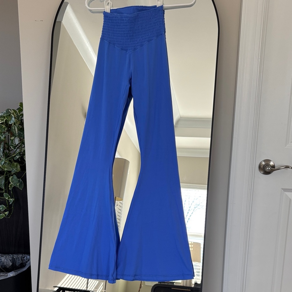 Aerie Offline Flared Leggings size S